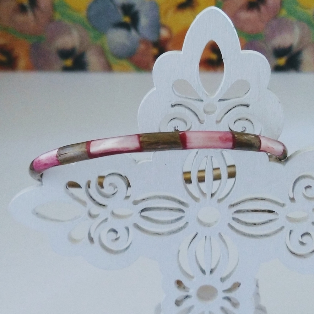 Circa 70s MOP Inlaid bangle